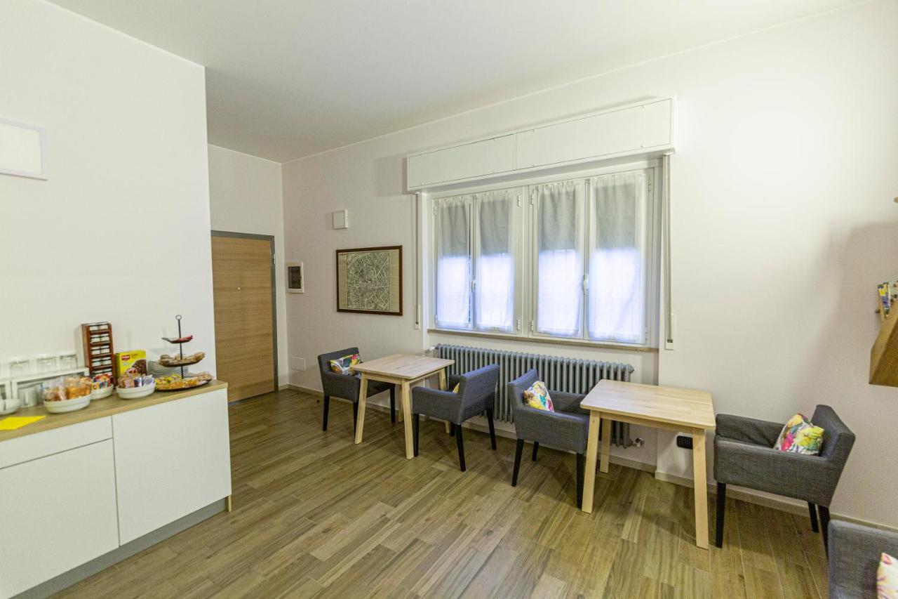 Il Giardino Di Fiorina Hotel Novate Milanese Bagian luar foto